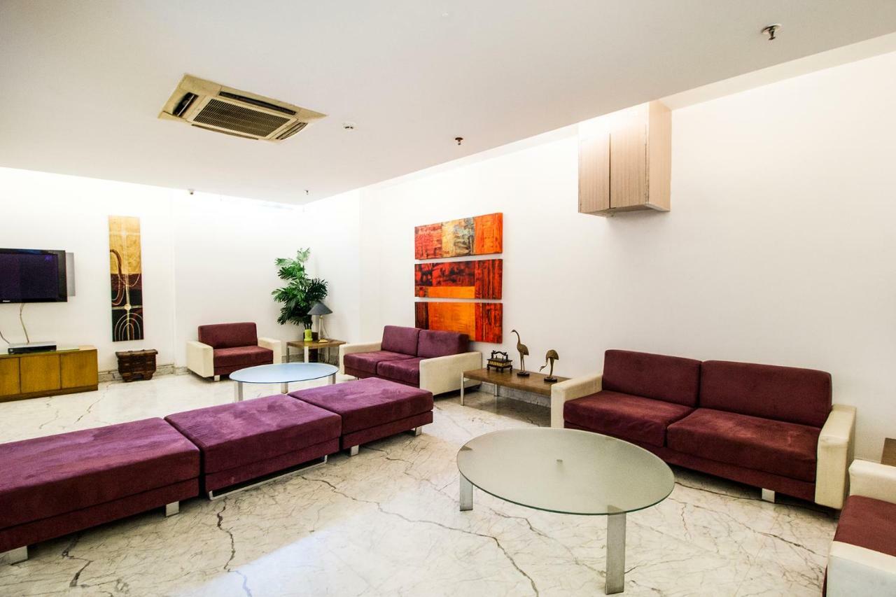 Fabhotel Raj Darbar Gurgaon Exterior photo